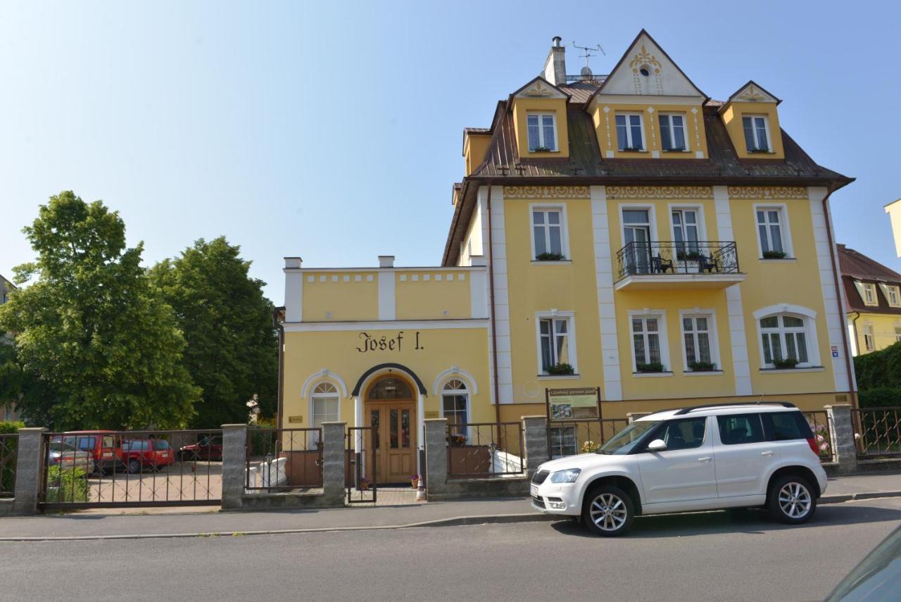 Pension Josef Франтішкови-Лазнє Екстер'єр фото
